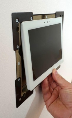 TOUCH 8-WMAAngled wall mount for Apprimo Touch 8i