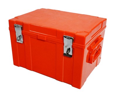 Red Box, Red box with 2 pcs CE certified manual chain hoists with 9m chain and 1000 kg lifting capacity.