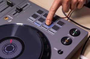 SUPPORT FOR VARIOUS DJ SOFTWARE APPLICATIONS
