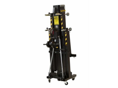 FRONT LOAD LIFTER WEIGHT: 146 kg MIN. HEIGHT.:1,90 m MAX. HEIGHT.: 6,20 m MAX. LOAD: 300 kg