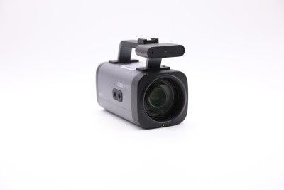 An all-in-one content creation and live streaming solution featuring 12X optical zoom, 72.5Â° FoV, and the ability to toggle between portrait and landscape video mode with the flip of a switch. Time-of-flight sensor offers camera quick focus capabili