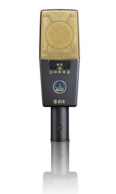 Reference multipattern condenser microphone