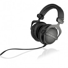 Beyerdynamic DT 770 PRO  250 ohm Studio headphones, closed systems, single coiled cable