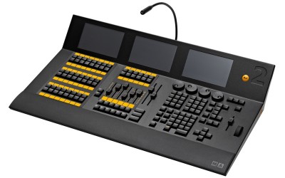 compact lighting console - up to 4,096 control channels