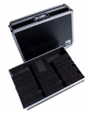 Lightweight 81,3cm adjustable Pedal Board Case with Cable Routing Channels