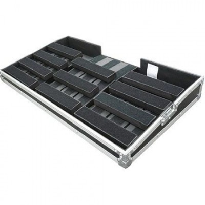lightweight 81,3cm pedal board case with pull-out handle & wheels