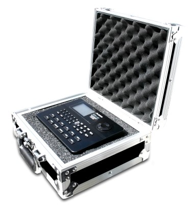 Small utility case with adjustable pick & fit foam
